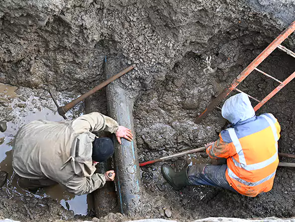 Why Choose Newport Beach Plumbing Pros for Underground Pipe Repair in Newport Beach?